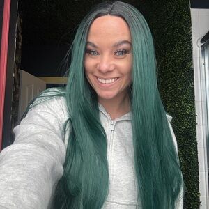 Emerald Green Chelsey Smith Crowns Women's Wig